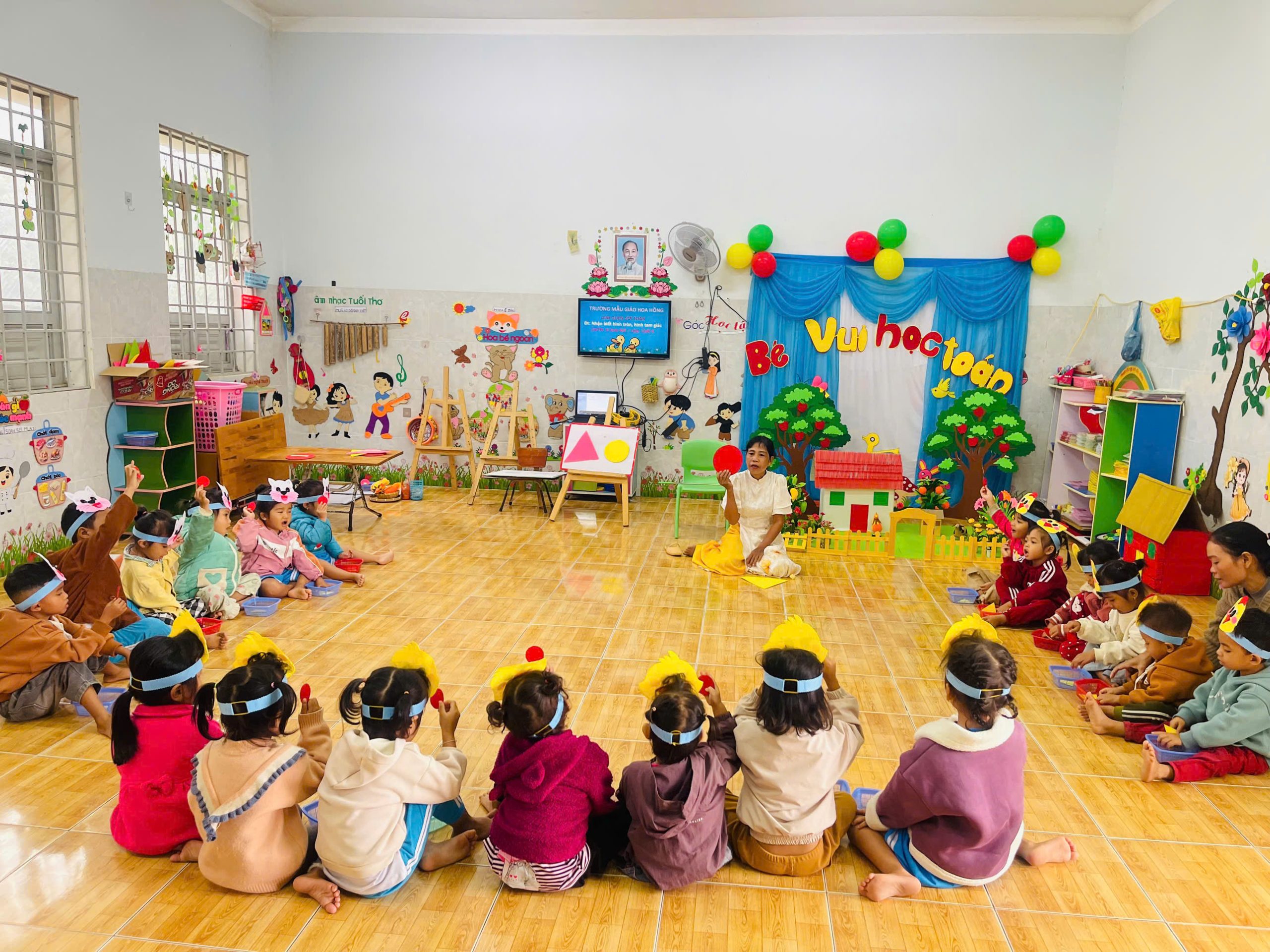 TRƯỜNG MẪU GIÁO HOA HỒNG TỔ CHỨC THAO GIẢNG TRƯỜNG NÂNG CAO CHẤT LƯỢNG GIÁO DỤC CHO TRẺ VÙNG ĐỒNG BÀO DÂN TỘC THIỂU SỐ TRƯỜNG MẪU GIÁO HOA HỒNG TỔ CHỨC THAO GIẢNG TRƯỜNG NÂNG CAO CHẤT LƯỢNG GIÁO DỤC CHO TRẺ VÙNG ĐỒNG BÀO DÂN TỘC THIỂU SỐ