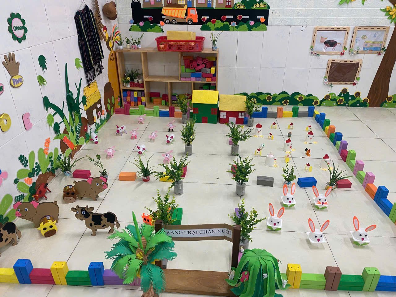 GIỜ HOẠT ĐỘNG GÓC CỦA LỚP LÁ 1, TRƯỜNG MG HOA HỒNG GIỜ HOẠT ĐỘNG GÓC CỦA LỚP LÁ 1, TRƯỜNG MG HOA HỒNG